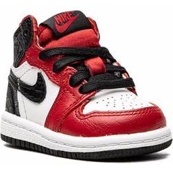 Air Jordan 1 Retro High OG - Satin Red