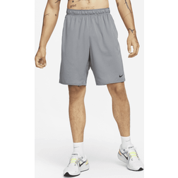 Nike Totality vielseitige Dri-FIT Herrenshorts ohne Futter ca. 23 cm Grau