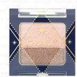 Shiseido Finger-painted gradient eyeshadow