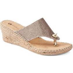 White Mountain Shoes Beachball Women's Espadrille Wedge Sandal, Ltgold/Glitter/Fab