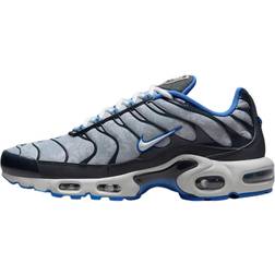 Nike Air Max Plus Social F.C.