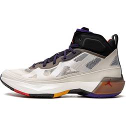 Jordan Air 37 Beyond Borders -
