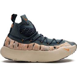 NIKE Ispa Sense Flyknit M - Mineral Slate/Rattan/Magma Orange