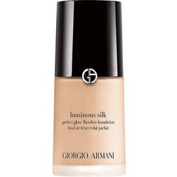 Armani Beauty Luminous Silk Foundation #4.5 Light To Medium, Neutral