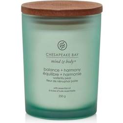 Chesapeake Bay Candle Scented with wooden lid Waterlily Pear Duftlys