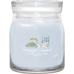 Yankee Candle A & Quiet Place Signature Medium Jar Scented Candle 104g