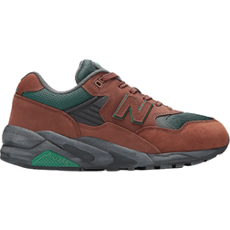 New Balance 580 M - Mahogany/Nightwatch Green/Blacktop