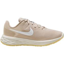 Nike Revolution 6 W - Sand Drift/Topaz Gold/Indigo Haze/White