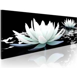 Artgeist Canvas - Alabaster lilies 135x45 Tavla