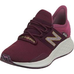 New Balance Fresh Foam Roav Shoes Violet