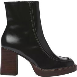 Tamaris Low Ankle Boot - Black