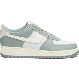 NIKE Air Force 1 Low '07 LX M - Mica Green/Photon Dust/Coconut Milk