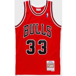 Mitchell & Ness Chicago Bulls Scottie Pippen 1997 Hardwood Classics Raod Swingman Jersey Scarlett