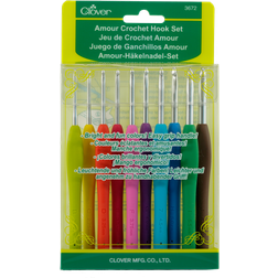 Clover Amour Crochet Hook Set