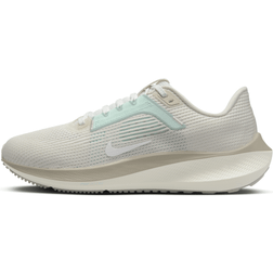 Nike Women's Pegasus Premium Running Shoes Phantom/White/Jade