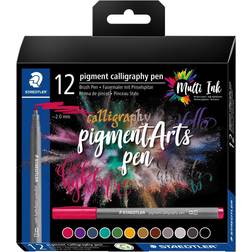 Staedtler Kalligrafi fiberpenna pigment Art, 2,00 mm kalligrafispets, pigmenterad premium tecknat, vattentät, 12 handbokstäver, filtpennor i sorterade färger i kartongfodral, 375 C12