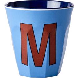 Rice Melaminkopp Medium Bokstav M 30 cl Dusty Blue