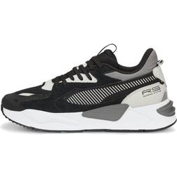 Puma Unisex RS-Z Reinvention Sneakers - Black