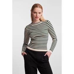 Pieces Knitted Pullover