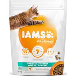 IAMS Vitality Light In Fat Sterilised Cat Food With Fresh Chicken 800g