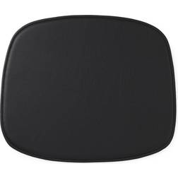 Normann Copenhagen Form Leather Stolsdyna Svart (46x39cm)