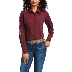 Ariat Women's Wrinkle Resist Team Kirby Stretch Shirt - Zinfandel