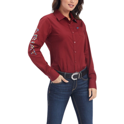 Ariat Women's Wrinkle Resist Team Kirby Stretch Shirt - Rouge Red