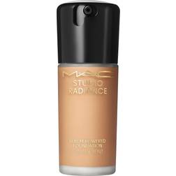 MAC Studio Radiance Serum Powered Foundation NW35