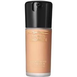 MAC Studio Radiance Serum Powered Foundation NW30