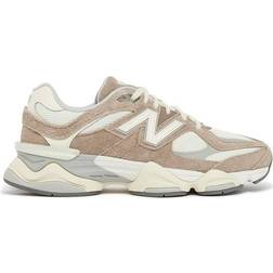 New Balance 9060 - Driftwood/Stone Pink/Sea Salt