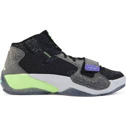 NIKE Zion 2 M - Black/Photon Dust/Light Menta