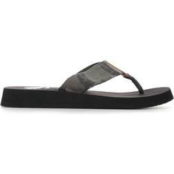 Yellow Box Women's Finwick Flip-Flops