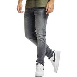 Supreme Stretch Seaham Jeans in Slim Fit and Mid Rise