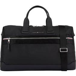 Tommy Hilfiger Elevated Nylon Duffle AM0AM11571BDS Black 30.0 x 50.0 x 24.0