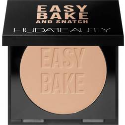 Huda Beauty Easy Bake & Snatch Pressed Talc-Free Brightening & Setting Powder Pound Cake