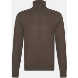 Oscar Jacobson Salim Rollneck