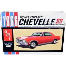 Amt 1966 Chevy Chevelle SS 1:25