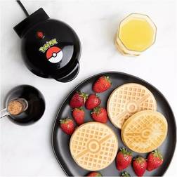 Teknofun Pokemon Waffle Maker Pokeball