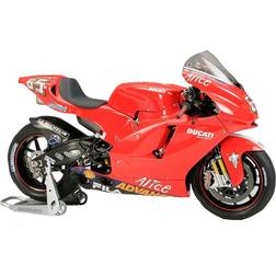 Tamiya Ducati Desmosedici No 65 1:12