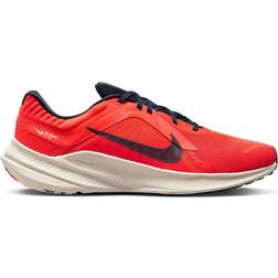 NIKE Quest 5 M - Bright Crimson/Light Orewood Brown/White/Obsidian