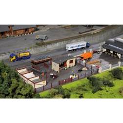 Piko Classic Line Neustadt Gravel Yard 61153