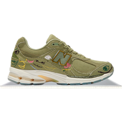 New Balance Bryant Giles 2002R Sneakers Green