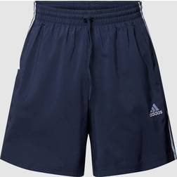 Adidas SPORTSWEAR Shorts mit Label-Stitching in Marineblau, Größe