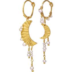 Maanesten Esta Earrings - Gold/Pearls