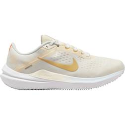 Nike Winflo 10 W - Sail/Coconut Milk/Buff Gold