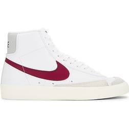 Nike Blazer Mid '77 VNTG