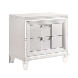 Picket House Furnishings Charlotte 2-Drawer White Bedside Table 18x31"