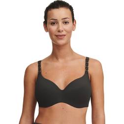 Chantelle Emblem Covering Underwired Bra