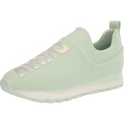 DKNY Women's Comfortable Chic Shoe Jadyn Sneaker, Seafoam