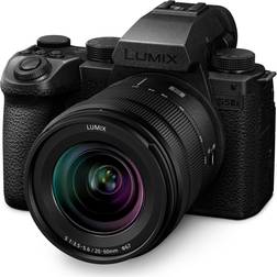 Panasonic Lumix S5 IIX + 20-60mm F3.5-5.6